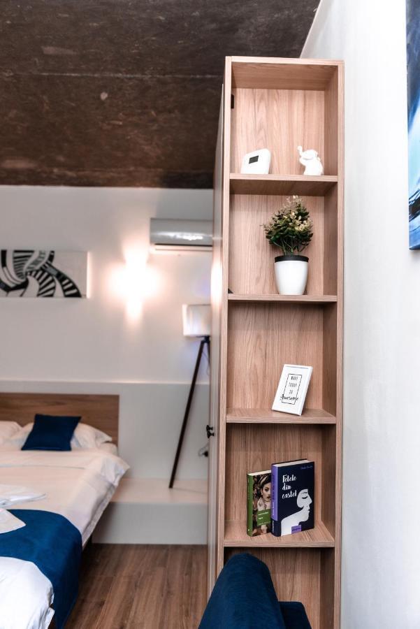 Puzzle Apartaments&Studios Craiova Bagian luar foto