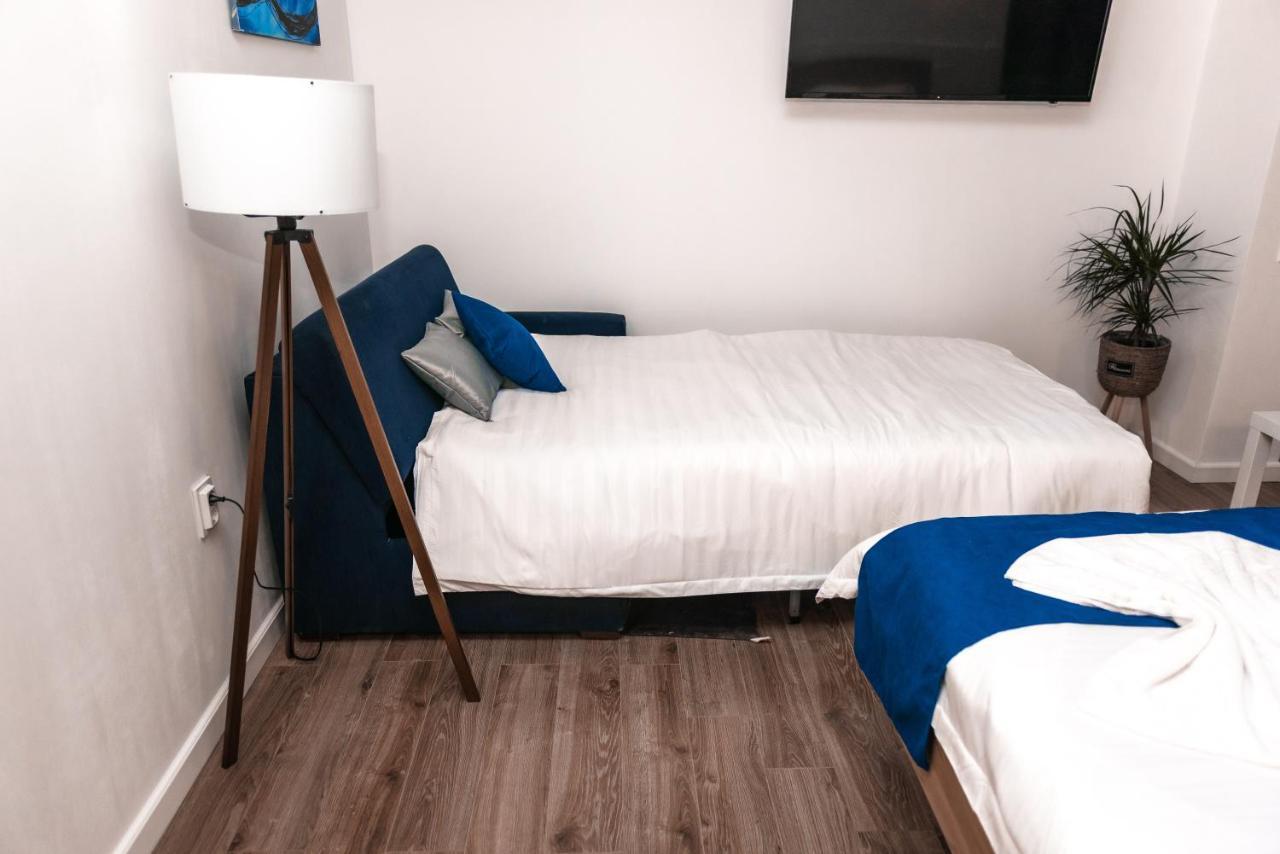 Puzzle Apartaments&Studios Craiova Bagian luar foto