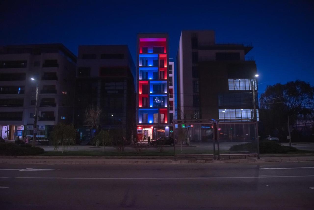 Puzzle Apartaments&Studios Craiova Bagian luar foto