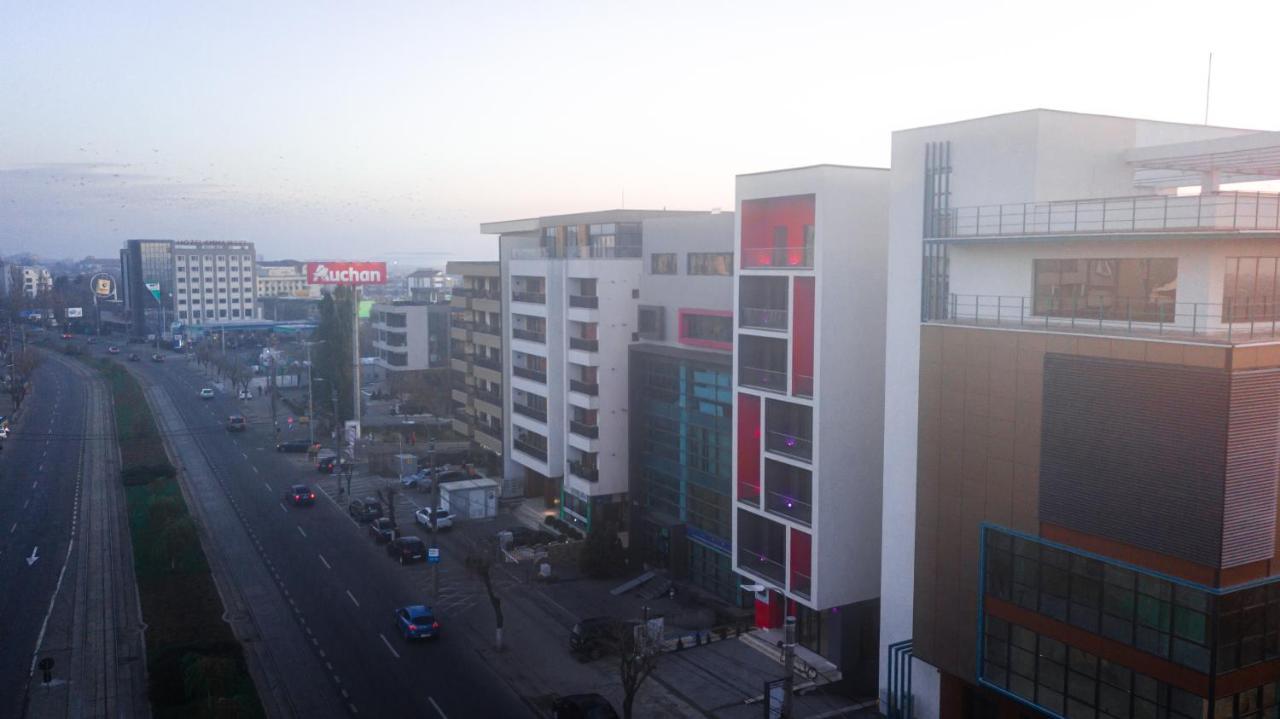 Puzzle Apartaments&Studios Craiova Bagian luar foto