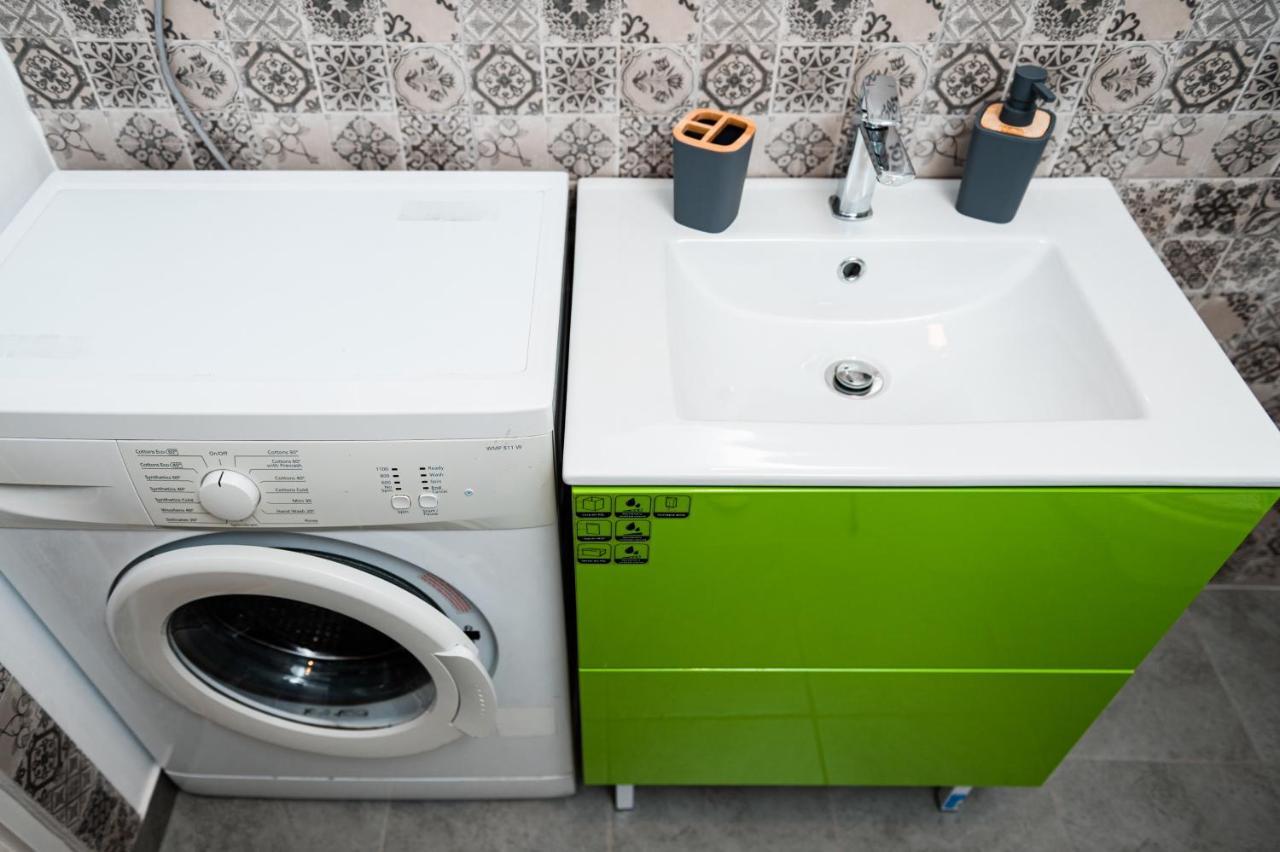 Puzzle Apartaments&Studios Craiova Bagian luar foto